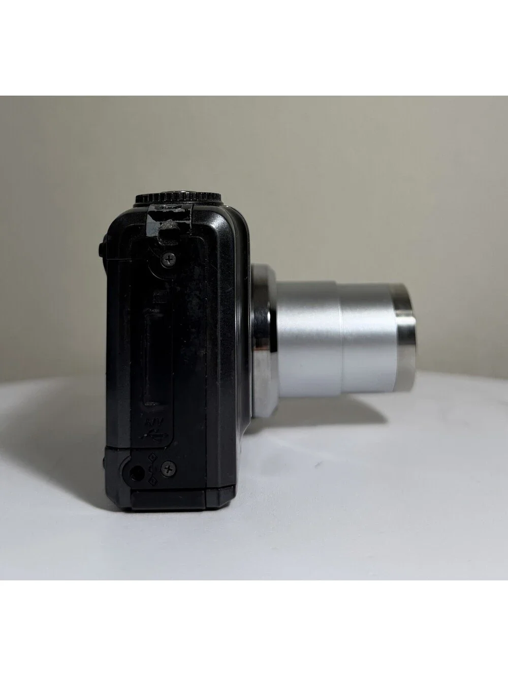 Kodak EasyShare Z885 8.1MP Digital Camera Black Point & Shoot Y2K Tested
